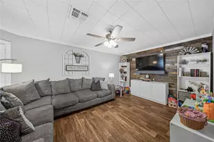3027 Poppy St, Needville, TX 77461 - Photo 11