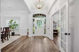 103 Quiet Oak Cir, The Woodlands, TX 77381 - Photo 5