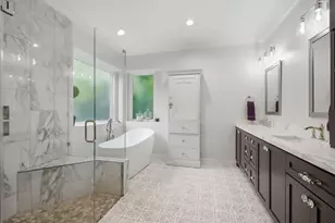 103 Quiet Oak Cir, The Woodlands, TX 77381 - Photo 23