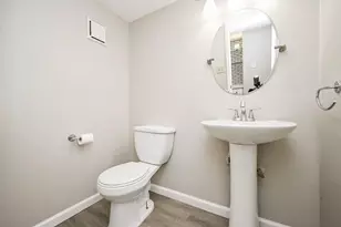 3901 Woodchase Dr, Houston, TX 77042 - Photo 11
