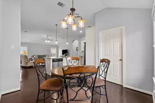 4813 Ladona Ct, League City, TX 77573 - Photo 11