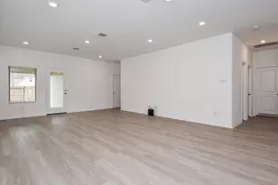 8426 Manta Ray Dr, Cypress, TX 77433 - Photo 11