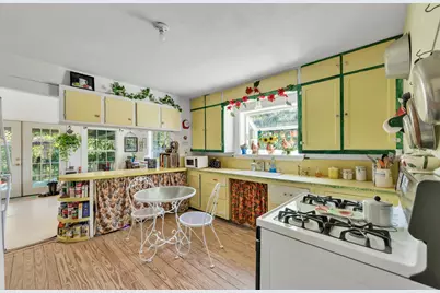 27186 Fields Store Road, Waller, TX 77484 - Photo 13