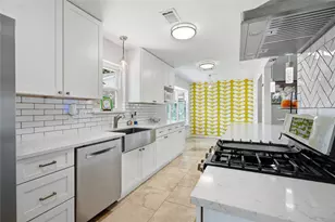 1908 Acacia St, League City, TX 77573 - Photo 11