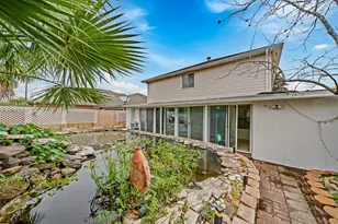 9742 Kingsville Park Dr, Houston, TX 77083 - Photo 37