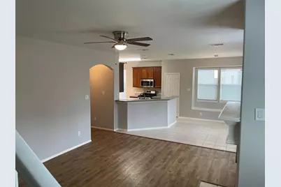 827 Chase View Drive, Bacliff, TX 77518 - Photo 5