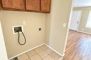 4714 Oleander St, Bacliff, TX 77518 - Photo 9