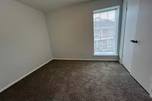 11500 Meadow Ln, Houston, TX 77477 - Photo 9