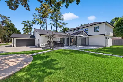 11823 Memorial Drive, Houston, TX 77024 - Photo 17