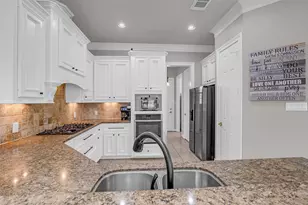 115 Hampton Glen Rd, Montgomery, TX 77356 - Photo 9