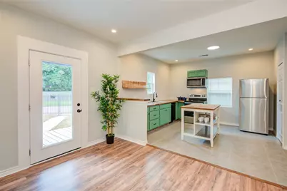 2712 Link Road, Houston, TX 77009 - Photo 7