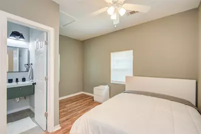 2712 Link Road, Houston, TX 77009 - Photo 27