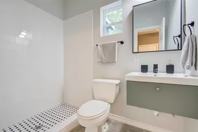 2712 Link Road, Houston, TX 77009 - Photo 31