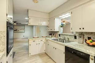 616 Bel Rd, Kemah, TX 77565 - Photo 7
