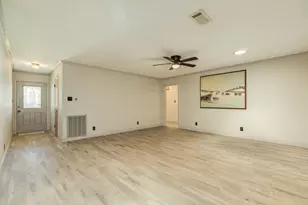616 Bel Rd, Kemah, TX 77565 - Photo 5