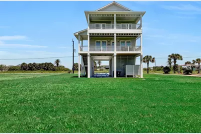 18515 Shaman Drive, Galveston, TX 77554 - Photo 3