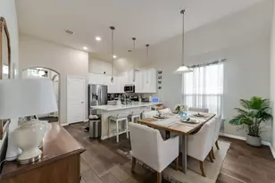 2726 Painted Sunrise Trail, Houston, TX 77045 - Photo 11