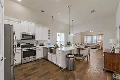 2726 Painted Sunrise Trail, Houston, TX 77045 - Photo 5