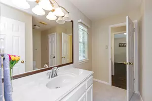 3902 Misty Morn Ln, Sugar Land, TX 77479 - Photo 17
