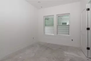 1507 W 23rd St, Houston, TX 77008 - Photo 5
