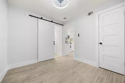 3229 Holman Street #4, Houston, TX 77004 - Photo 21