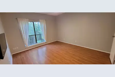 11711 Memorial Drive #292, Houston, TX 77024 - Photo 17