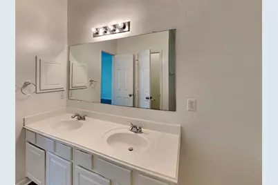 3043 Crestbrook Bend Lane, Katy, TX 77449 - Photo 9