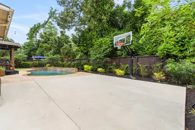 51 Tioga Place, The Woodlands, TX 77375 - Photo 35