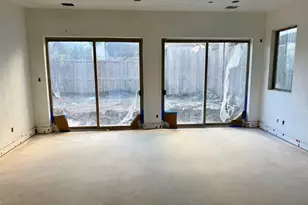 1312 Castle Ct, Houston, TX 77006 - Photo 5
