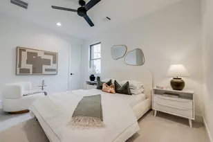 1312 Castle Ct, Houston, TX 77006 - Photo 35