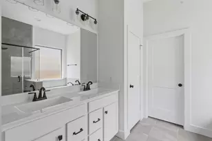 313 Rise Ln, Montgomery, TX 77316 - Photo 11