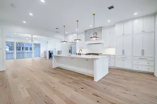 2031 Saxon Dr, Houston, TX 77018 - Photo 5