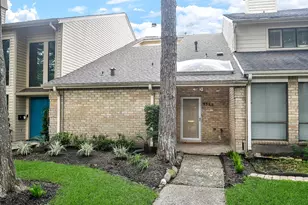 9360 Briar Forest Dr, Houston, TX 77063 - Photo 33