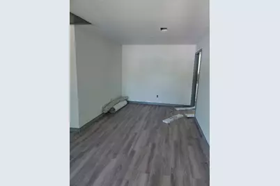 4910 Southwind Street, Houston, TX 77033 - Photo 3