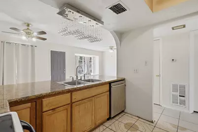 12449 Sharpview Drive #2449, Houston, TX 77072 - Photo 11
