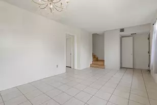 12449 Sharpview Dr, Houston, TX 77072 - Photo 3