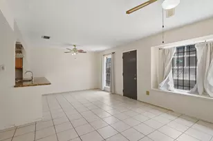 12449 Sharpview Dr, Houston, TX 77072 - Photo 7