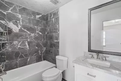 12449 Sharpview Drive #2449, Houston, TX 77072 - Photo 15