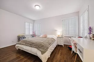 6230 Waltway Dr, Houston, TX 77008 - Photo 9