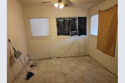 404 E Brown Street, Hearne, TX 77859 - Photo 7