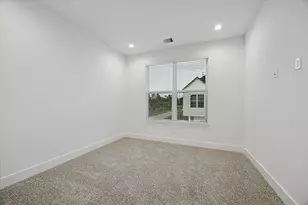 1848 W Tidwell Rd, Houston, TX 77091 - Photo 29