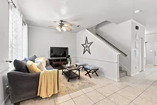 400 Forest Dr, College Station, TX 77840 - Photo 3