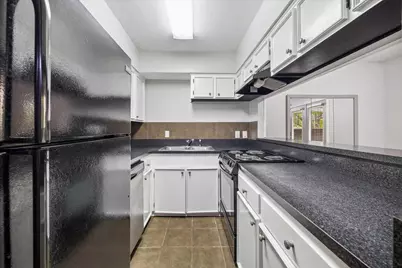 3938 W Alabama Street #4, Houston, TX 77027 - Photo 5