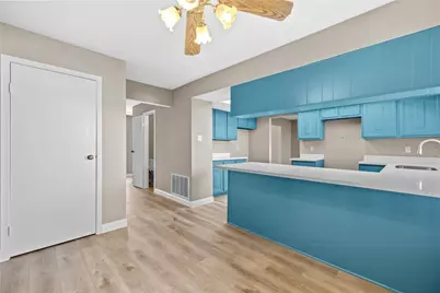 11350 Raven View Dr, Houston, TX 77067 - Photo 7