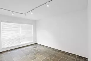 3602 Garrott Street St, Houston, TX 77006 - Photo 7