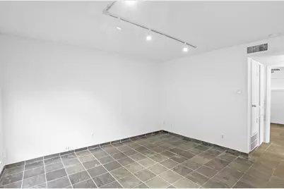 3602 Garrott Street Street #8, Houston, TX 77006 - Photo 13