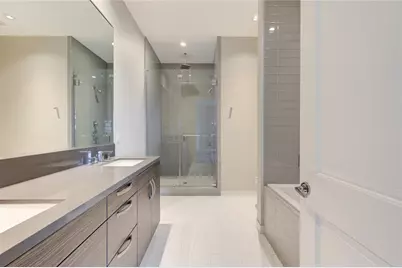 1409 Post Oak Boulevard #1003, Houston, TX 77056 - Photo 13