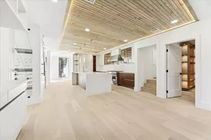 13 Tiel Way, Houston, TX 77019 - Photo 13