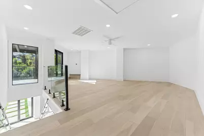 13 Tiel Way, Houston, TX 77019 - Photo 17