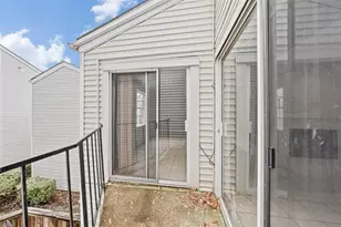 9809 Richmond Ave, Houston, TX 77042 - Photo 3